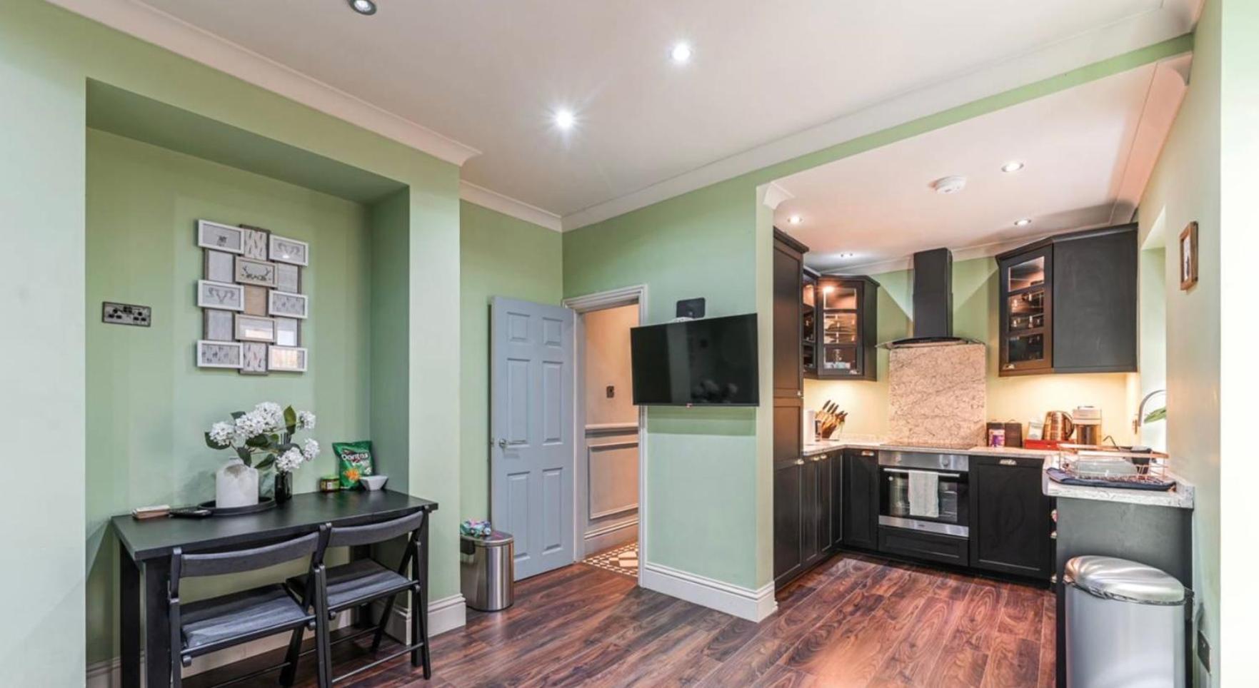 Stylish 2 Bedrooms Flat Sleeps 6 & Garden London Zone 2 Cls Central المظهر الخارجي الصورة